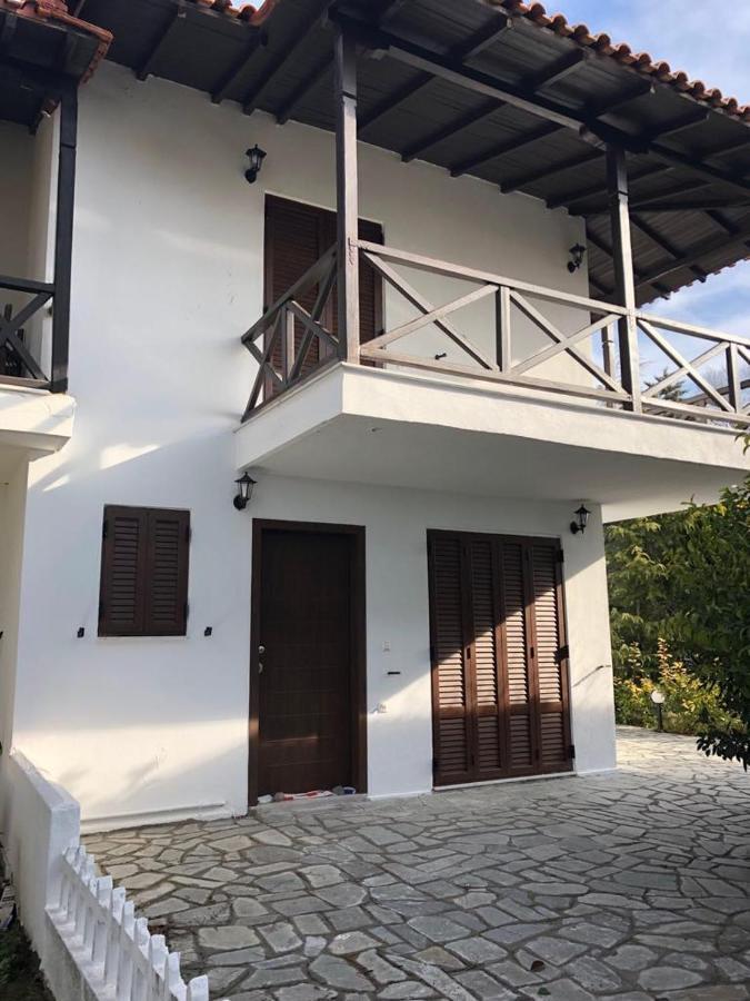 Sofia'S Pearl Beachfront Maisonette Nea Kallikrateia Exterior foto